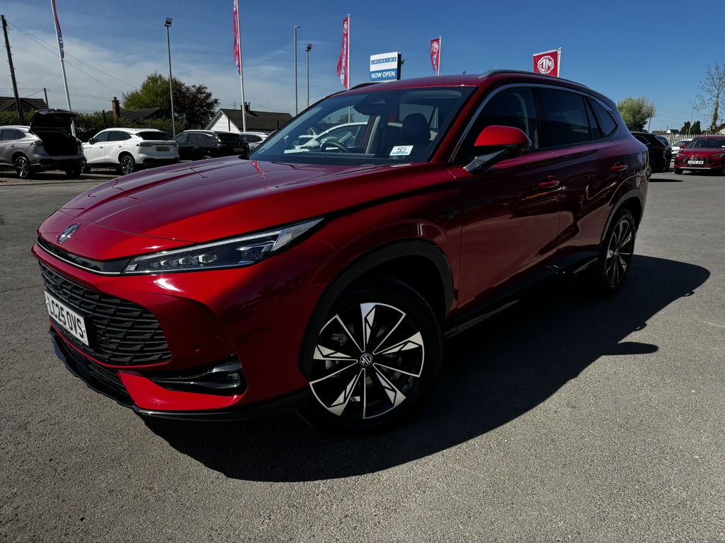 MG HS Trophy Auto Red