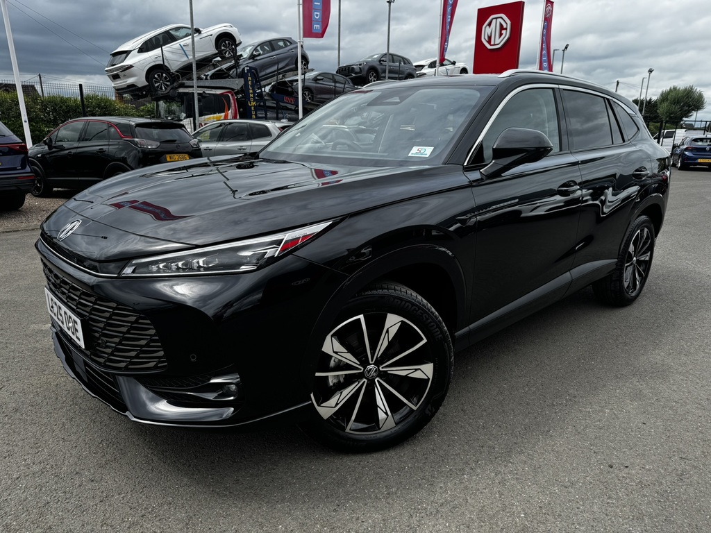 MG HS Trophy Auto Black