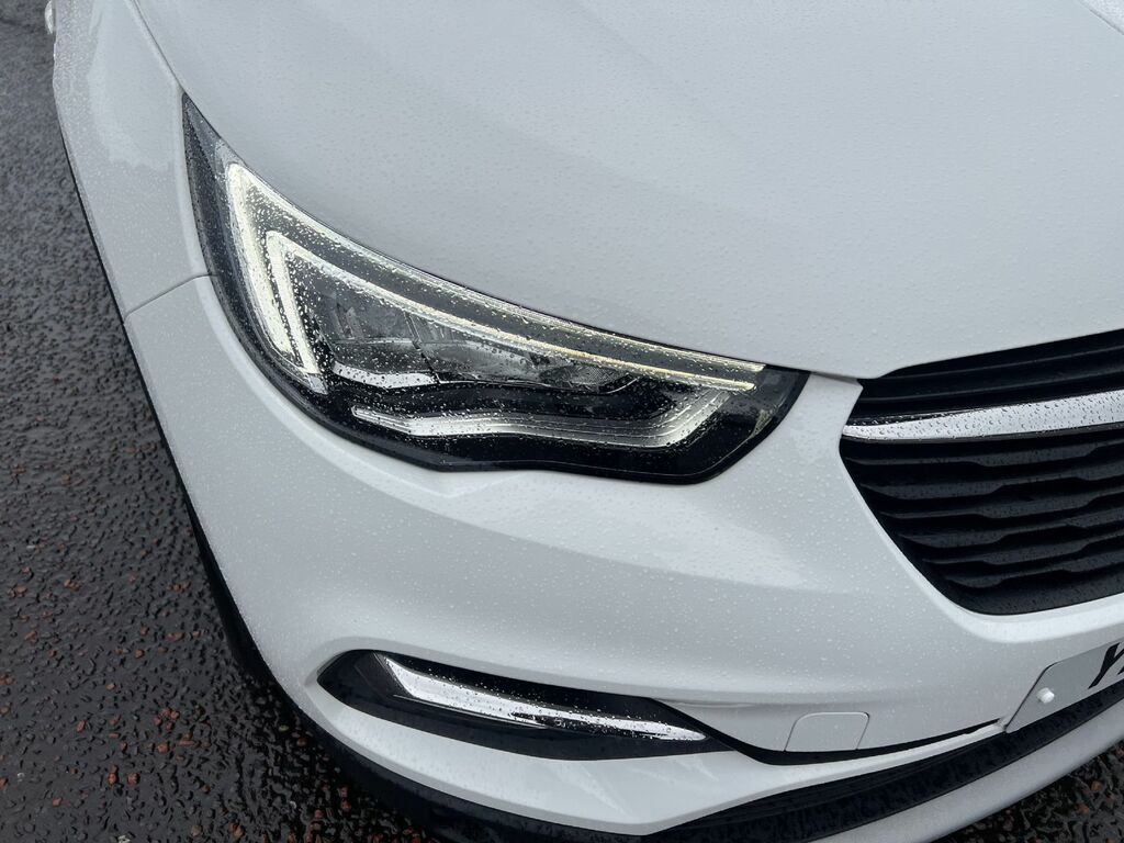 Vauxhall Grandland X Griffin Turbo D YIG6814 White #2