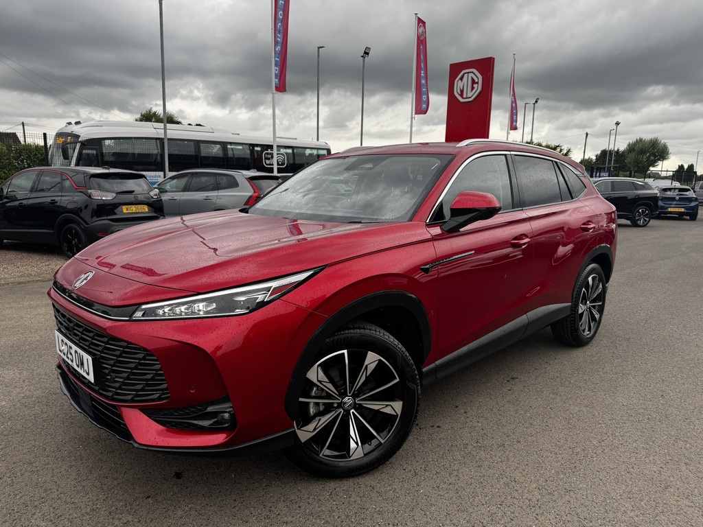 MG HS Trophy Auto Red