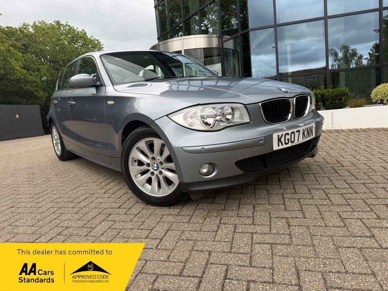 BMW 1 Series 2.0 118I Se Hatchback Blue