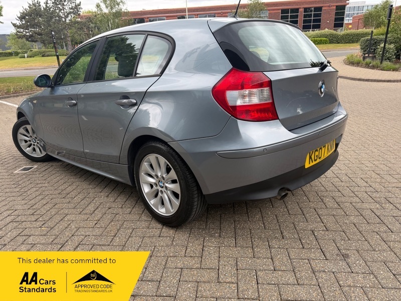 BMW 1 Series 2.0 118I Se Hatchback Blue #3