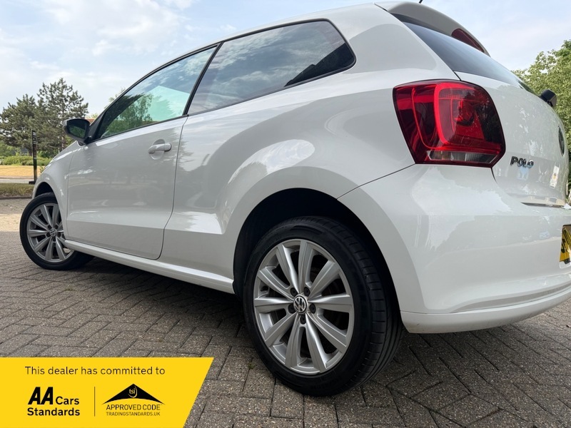 Volkswagen Polo 1.2 Moda Hatchback White #6
