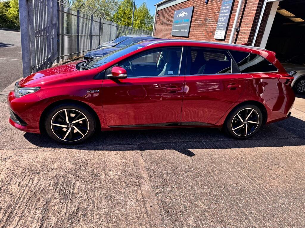 Toyota Auris 1.8 Vvt-h Design Touring Sports Cvt Euro 6 Ss 5 AF68AEZ Red #6