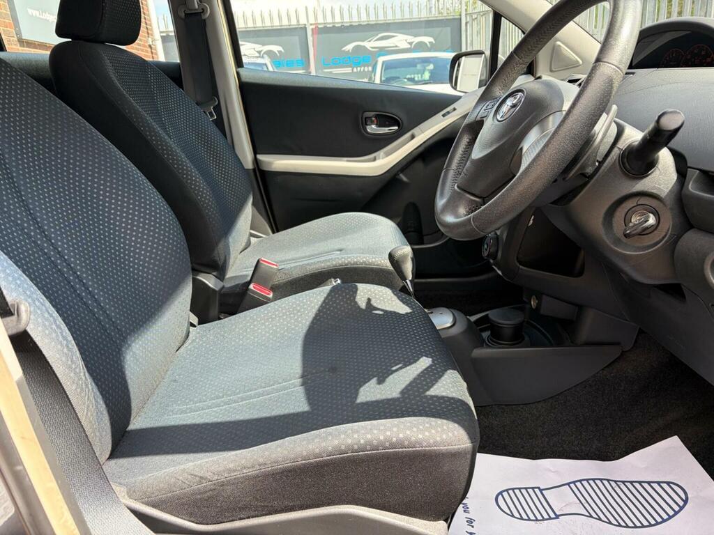 Toyota Yaris 1.33 Dual Vvt-i Tr Multimode Euro 4 Ss Grey #3