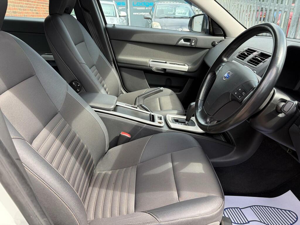 Volvo S40 2.0D Se Powershift Euro 4 White #3