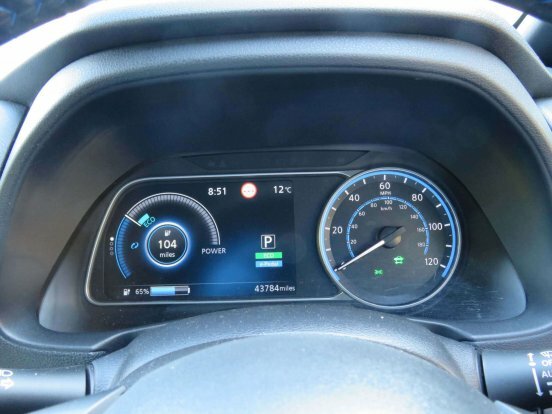 Nissan Leaf 39Kwh Acenta Hatchback GJ23NVP Red #4
