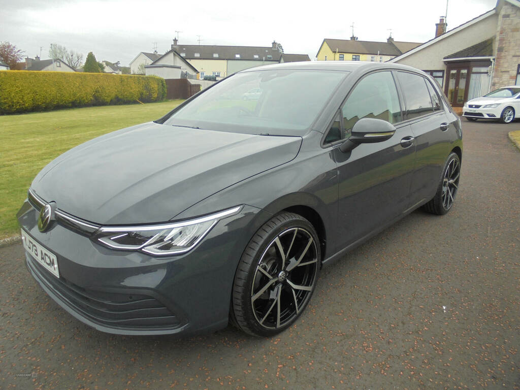 Volkswagen Golf 1.5 Tsi Life YJ73ACM Grey #4