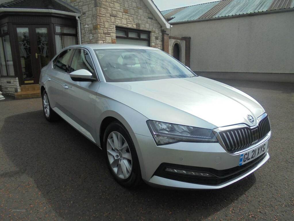 Skoda Superb 2.0 Tdi Cr 122 Se Dsg Silver