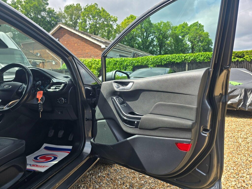 Ford Fiesta 1.1 Ti-vct Zetec Euro 6 Ss DU67ZVC Grey #6