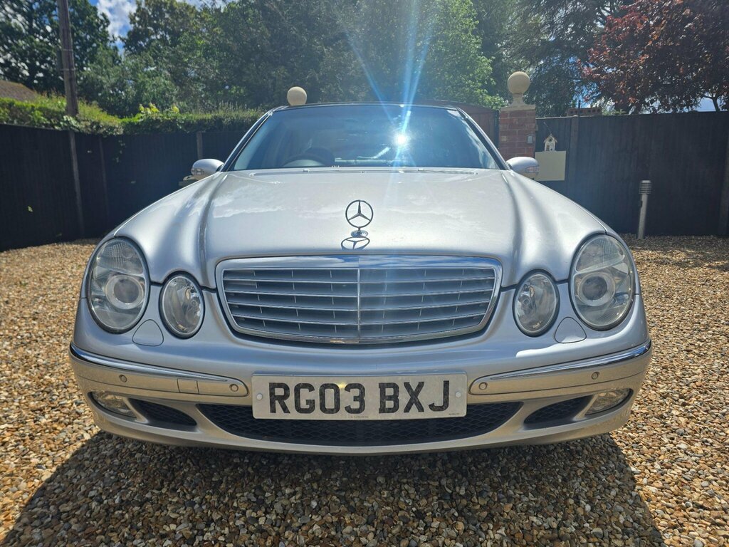 Mercedes-Benz E Class 5.0 E500 Elegance Silver #4