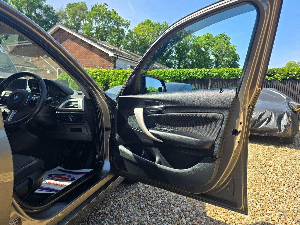 BMW 1 Series 1.5 118I Se Euro 6 Ss CP65OAX Silver #6