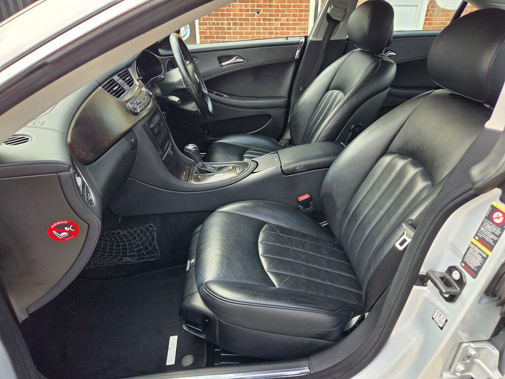 Mercedes-Benz CLS Coupe #10