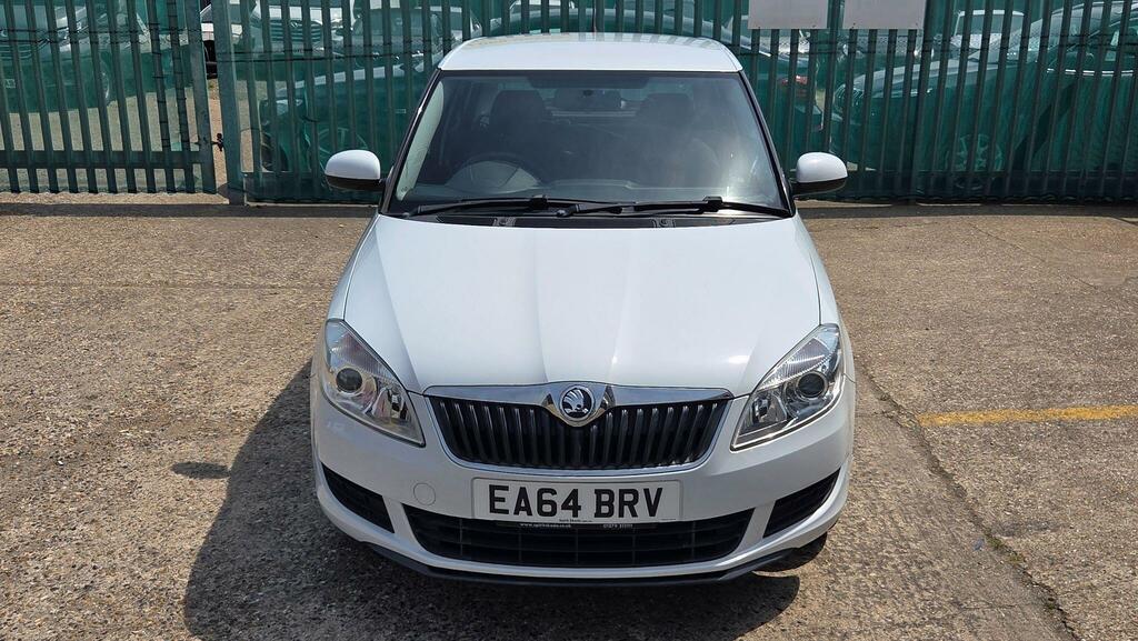 Skoda Fabia Hatchback EA64BRV White #3