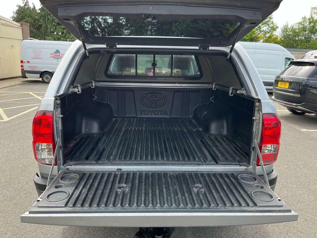 Toyota HILUX 2.4 D-4d Active 4Wd Euro 6 YS19CKP Silver #4