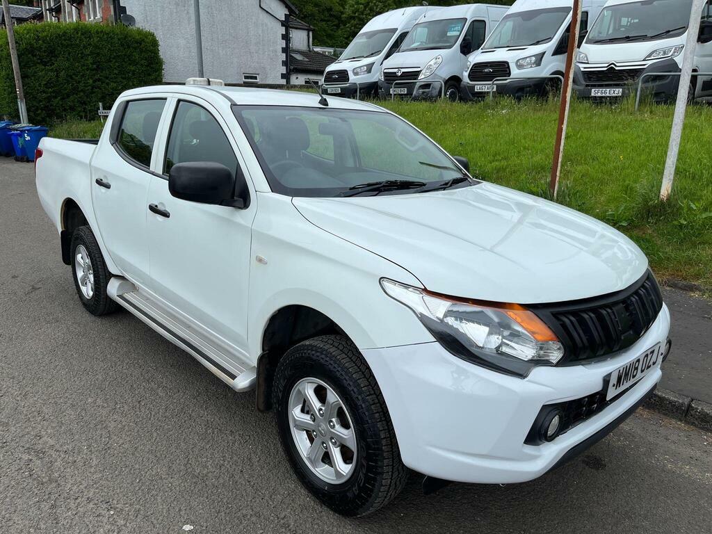 Mitsubishi L200 2.4 Di-d Dc 4Life 4Wd Euro 6 S S White