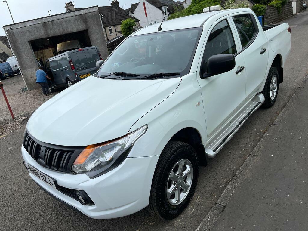 Mitsubishi L200 2.4 Di-d Dc 4Life 4Wd Euro 6 S S WM18UZJ White #6