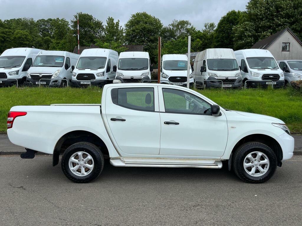 Mitsubishi L200 2.4 Di-d Dc 4Life 4Wd Euro 6 S S WM18UZJ White #2