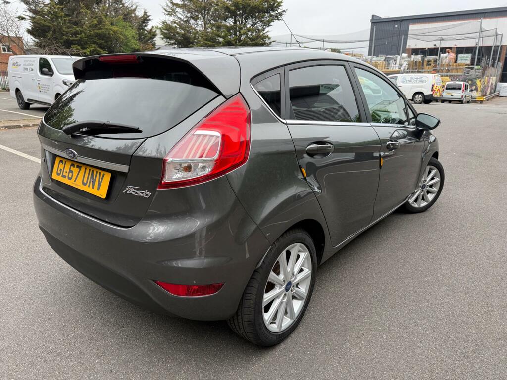 Ford Fiesta 1.0T Ecoboost Titanium Euro 6 Ss GL67UNV Grey #5