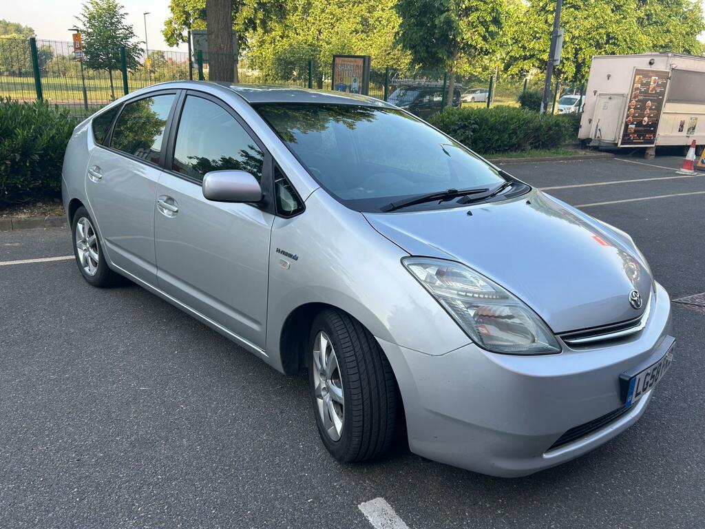 Toyota Prius 1.5 T3 Cvt Silver