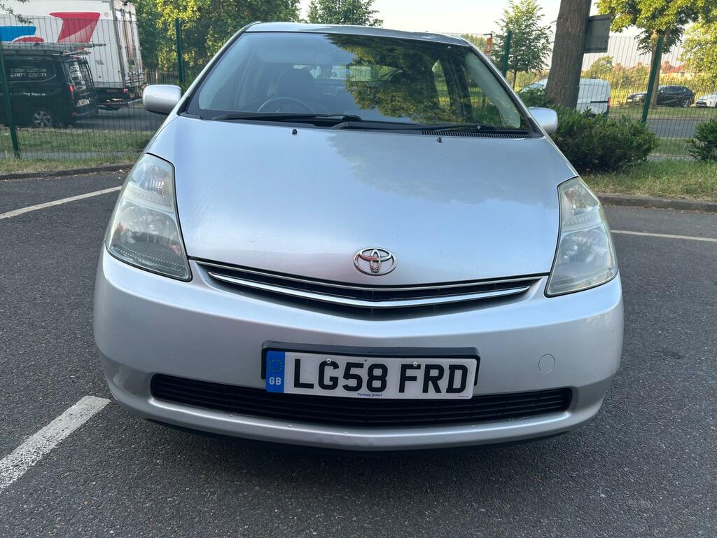 Toyota Prius 1.5 T3 Cvt Silver #5