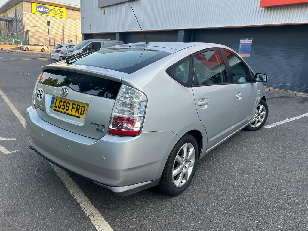 Toyota Prius 1.5 T3 Cvt Silver #6