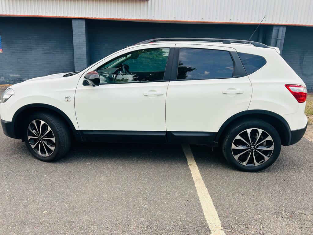 Nissan Qashqai 1.6 360 2Wd Euro 5 YE13RXY White #6