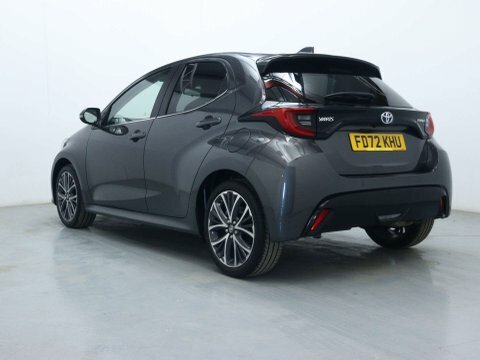 Toyota Yaris Hatchback FD72KHU Grey #5