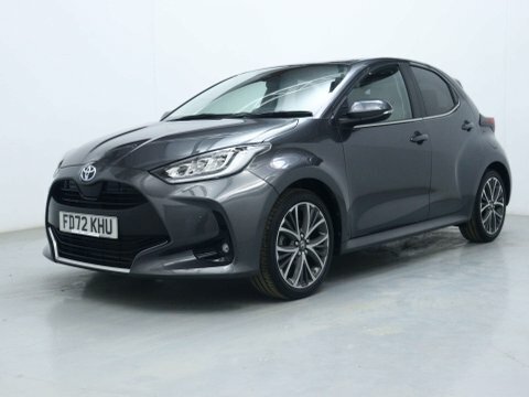 Toyota Yaris Hatchback FD72KHU Grey #3