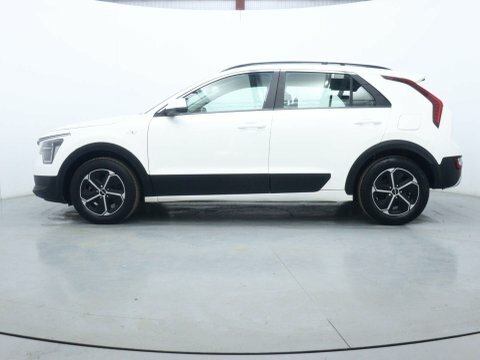 Kia Niro Suv WD72KYO White #4