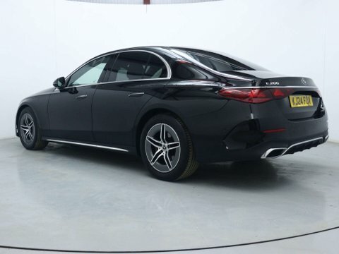 Mercedes-Benz E Class Saloon KJ24FOV Black #5