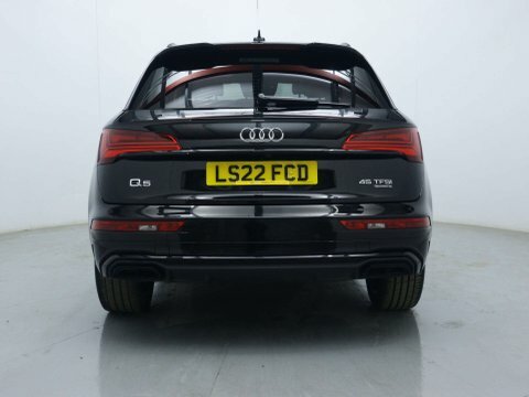 Audi Q5 Suv LS22FCD Black #5