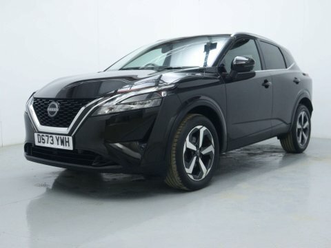 Nissan Qashqai Suv DS73YWH Black #3