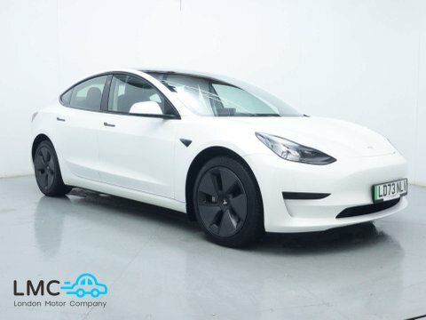 Tesla Model 3 Saloon White