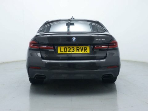 BMW 5 Series Saloon LO23RVR Grey #6