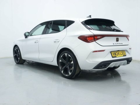 Cupra Leon Hatchback HW24LXD White #5