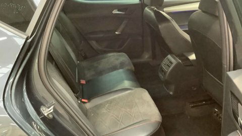 Seat Leon Hatchback MW21JNZ Grey #5