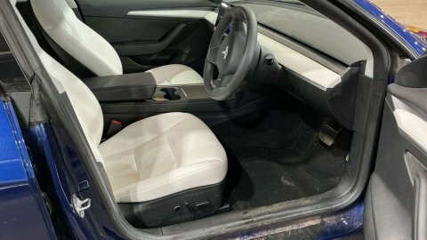 Tesla Model 3 Saloon SA23DMU Blue #6