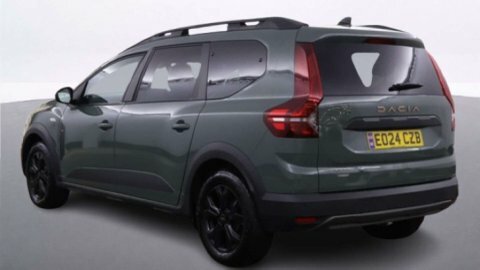 Dacia Jogger Mpv EO24CZB Green #3