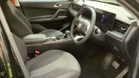 MG HS Suv DF25RFL Black #6