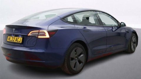 Tesla Model 3 Model 3 Standard-range ML22ACJ Blue #4