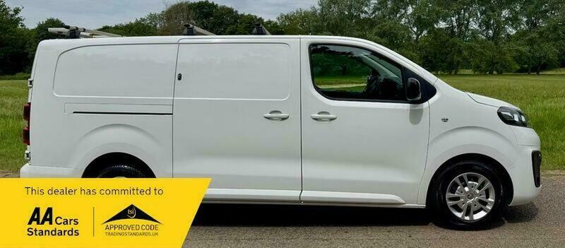 Vauxhall Vivaro 1.5 Turbo D 2900 YR22HBX White #6