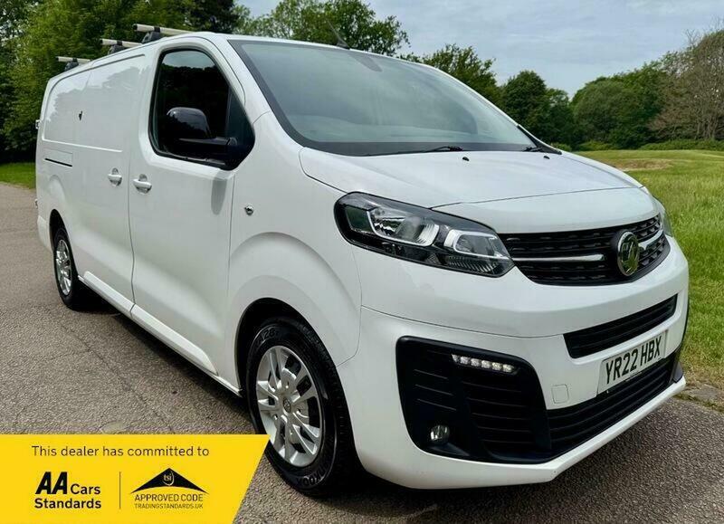 Vauxhall Vivaro 1.5 Turbo D 2900 YR22HBX White #4