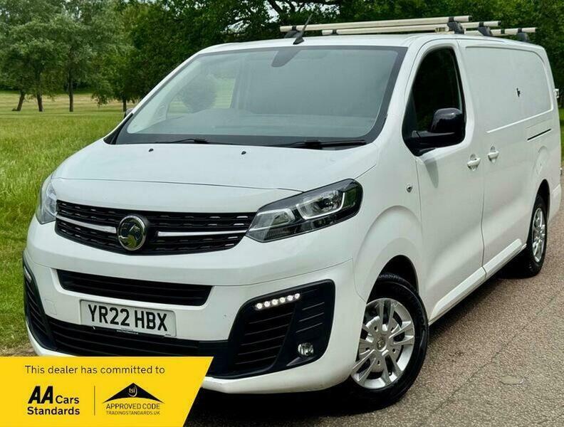 Vauxhall Vivaro 1.5 Turbo D 2900 YR22HBX White #5
