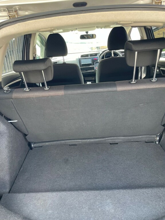 Honda Accord Hatchback Silver #2