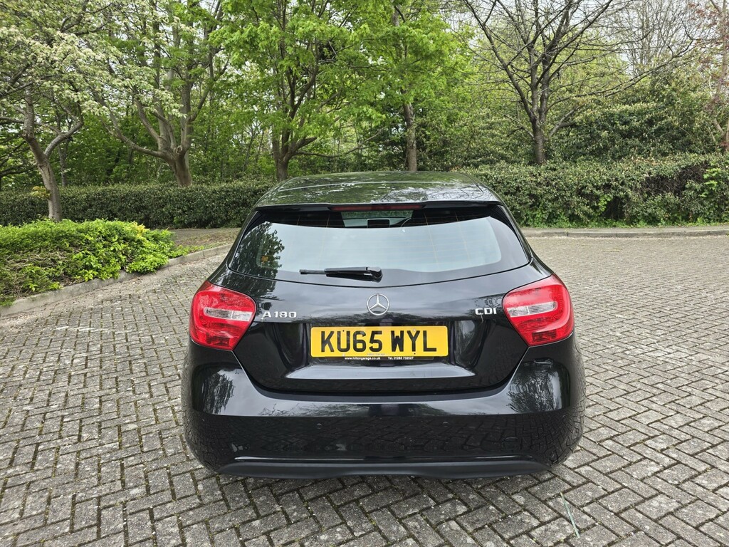 Mercedes-Benz A Class 1.5 A180 Cdi Se KU65WYL Black #2