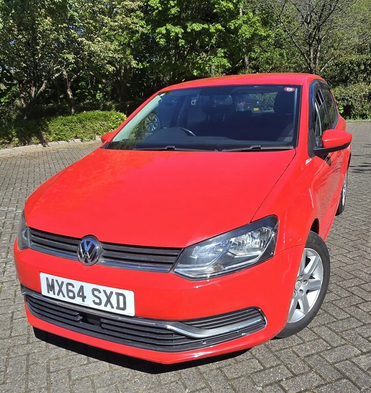 Volkswagen Polo Hatchback Red #4