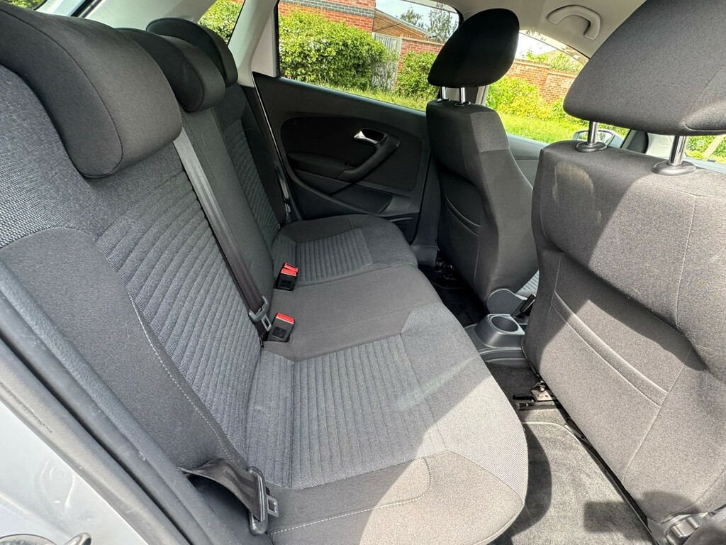 Volkswagen Polo 1.2 Tsi Bluemotion Tech Match Edition Silver #4