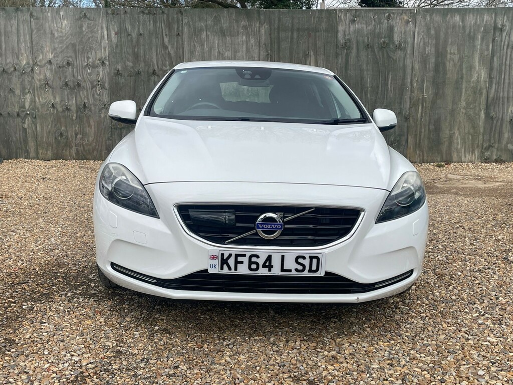 Volvo V40 1.6 White