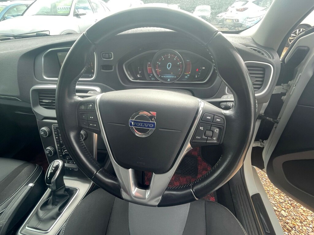 Volvo V40 1.6 KF64LSD White #6